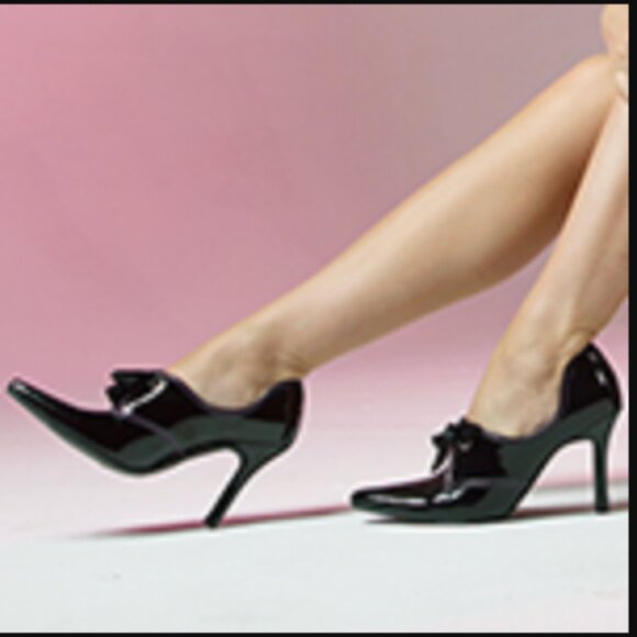 NIB Endora Witch Pumps Pointy Toe Witchy Shoes Victorian Style Shoes - Picture 1 of 16